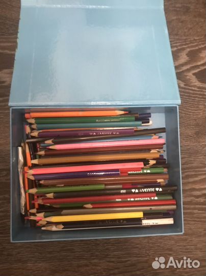 Цветные карандаши