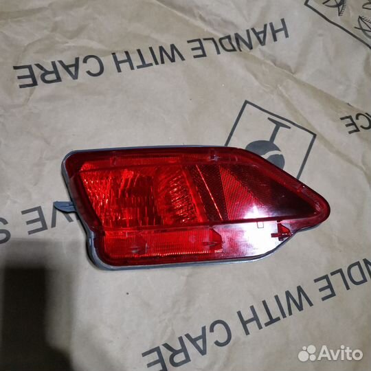 Фонарь в задний бампер левый тойота рав 4 V40