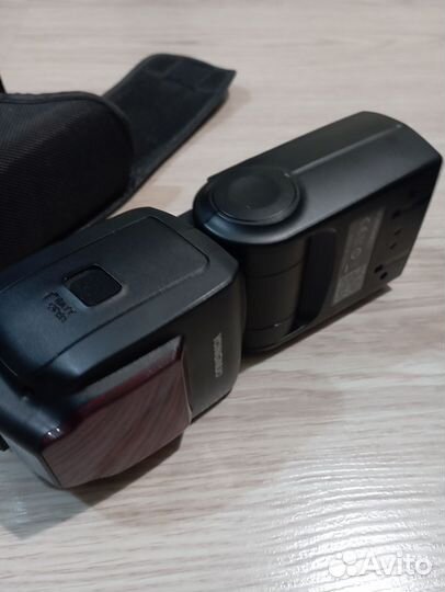 Вспышка yongnuo 685 II for Canon