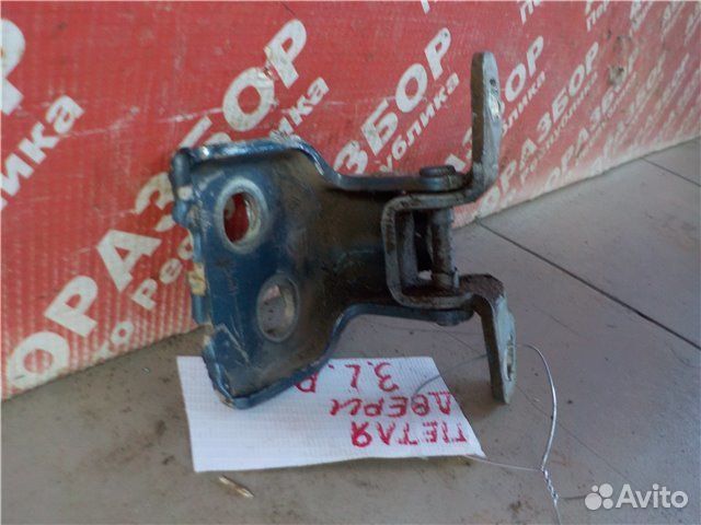 Петля двери верхняя задняя левая Renault Logan