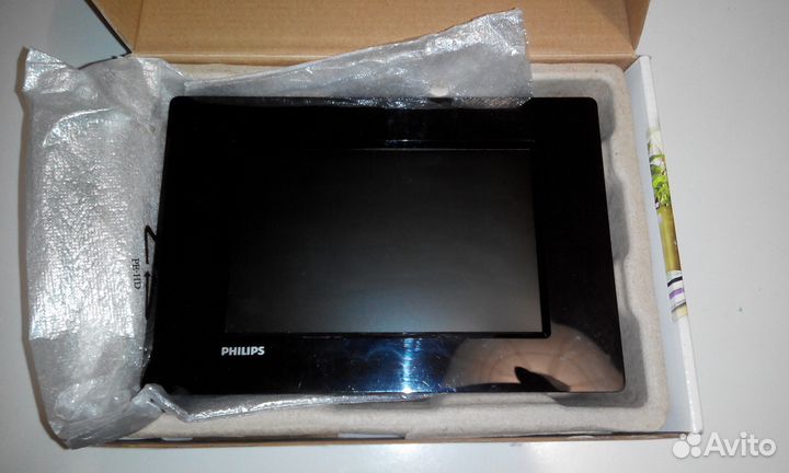 Цифовая фоторамка Philips 7
