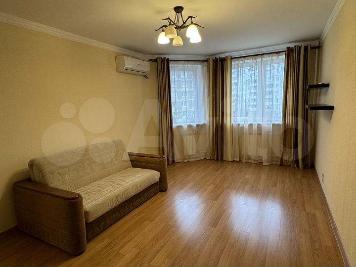 1-к. квартира, 42 м², 5/12 эт.