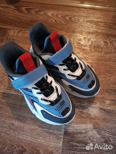 Кроссовки на мальчика