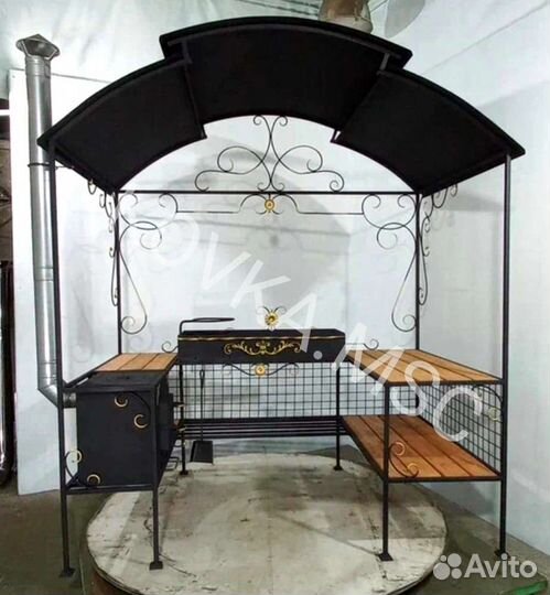 Беседка с мангалом