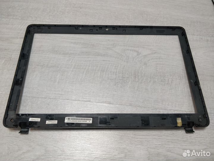 Рамка матрицы Packard Bel TV11HC Q5WS1 AP0HJ000200