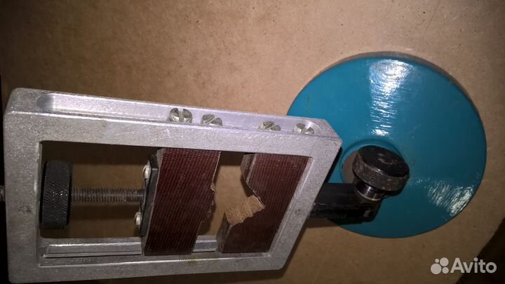 Третья рука электро, радио монтажника