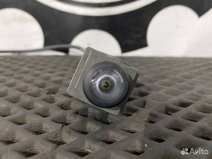 Камера передняя Mercedes-Benz E-Класс A0009056306