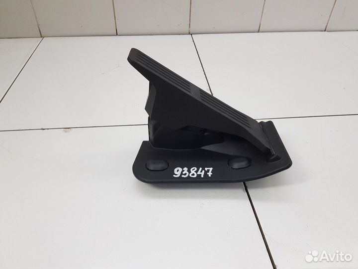 Педаль акселератора (Changan UNI-K)