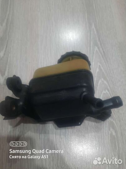 Бочок гидроусилителя