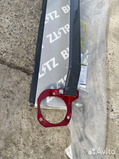 Распорка Blitz Toyota Noah / Voxy 2014+