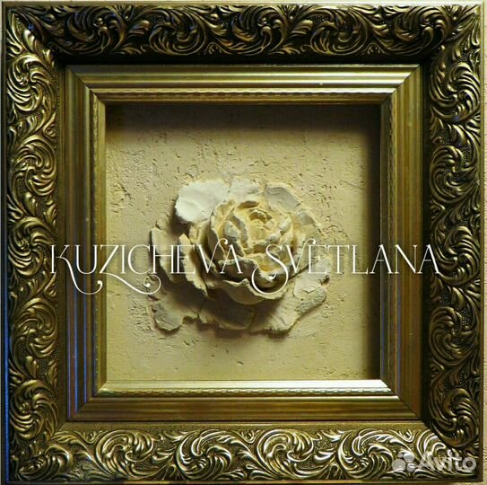 Роспись стен, барельефы из гипсовой штукатурки