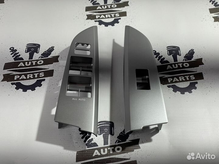 Накладки кнопок дверей Land Cruiser 200