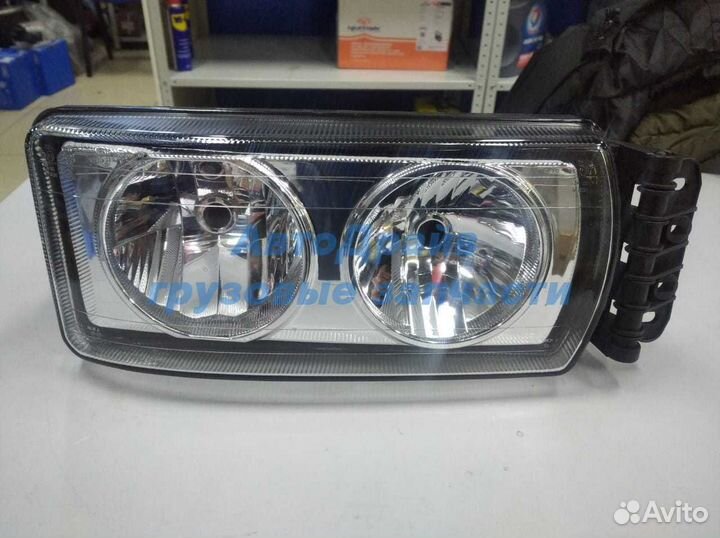 Фара Iveco Stralis левая