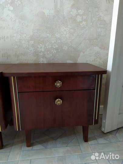 Две прикроватные тумбы винтаж - ГДР