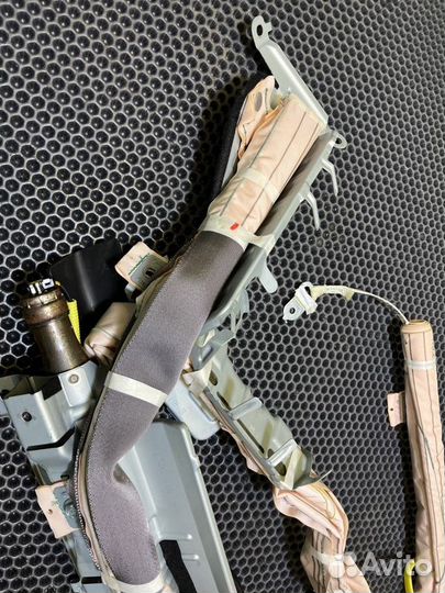 Airbag боковой прав. Toyota Land Cruiser Prado