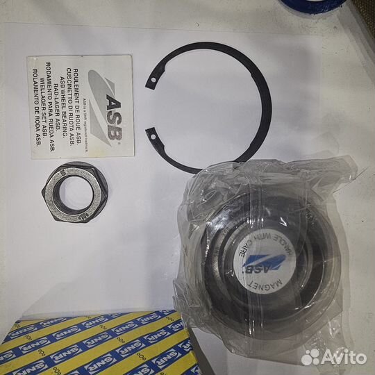 Ступичный подшипник Peugeot 407/Citroen C5 передни