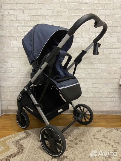 Коляска прогулочная