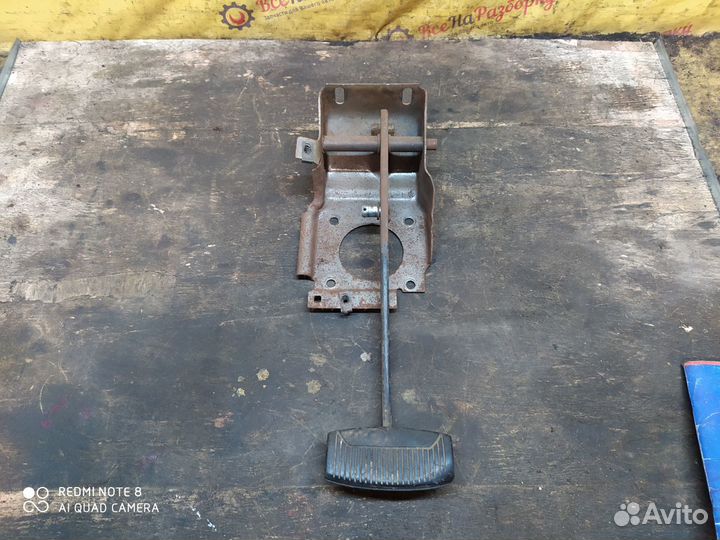 Педаль тормоза Ford Econoline e350 5.8л