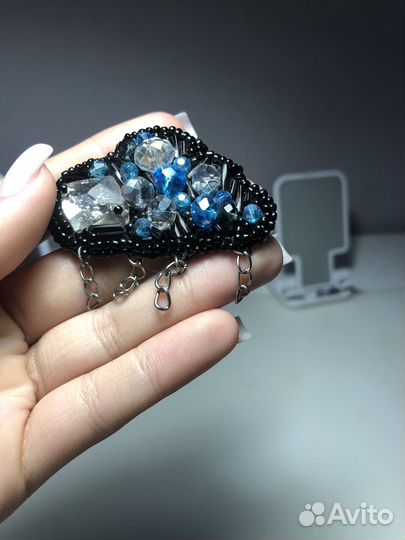 Брошь ручной работы