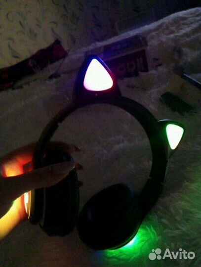 Беспроводные наушники детские светящиеся с ушками