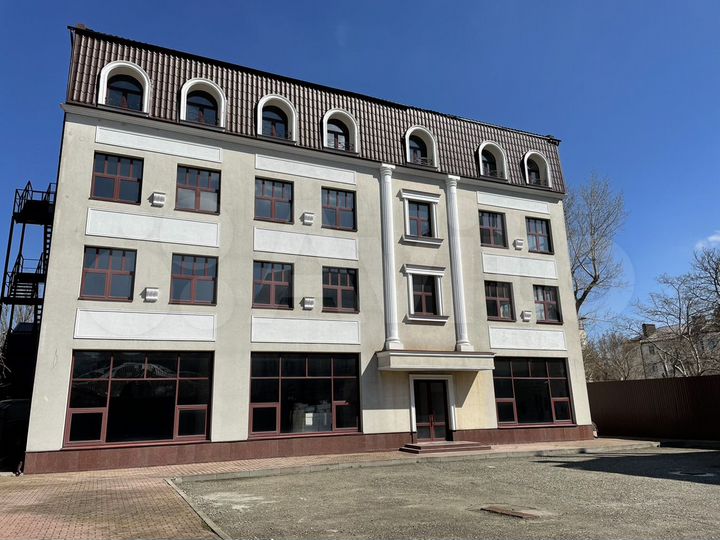 Здание, 2545 м²
