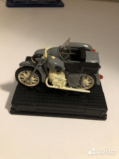 Модель мотоцикла иж юпитер Ю-2к серого цвета