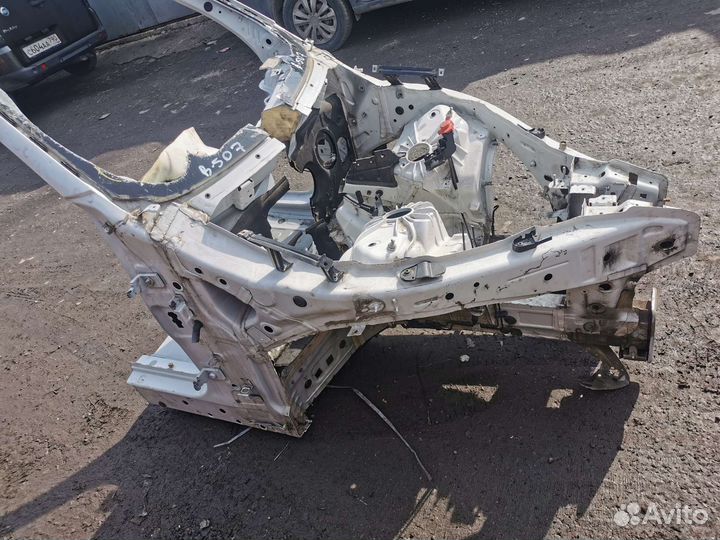 Передняя часть кузова, стойка F15 BMW X5 2014-2019