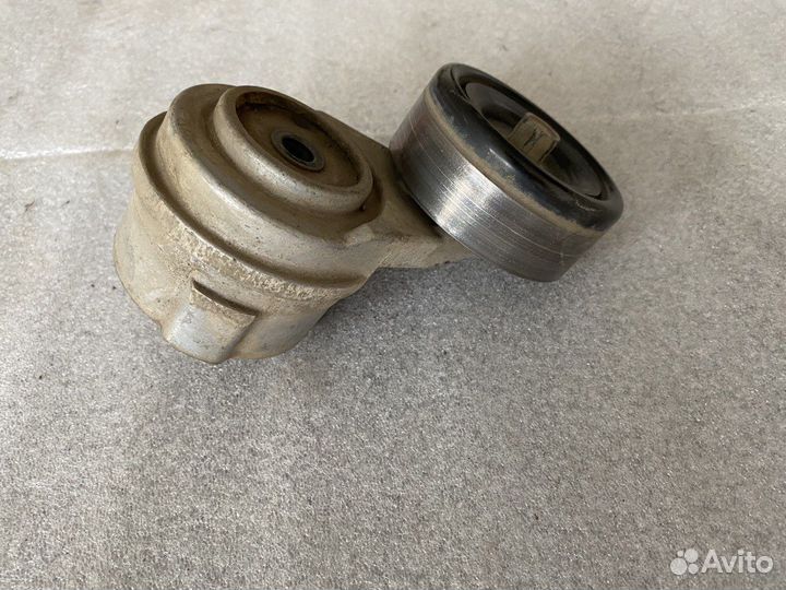 Натяжитель приводного ремня Hyundai-KIA