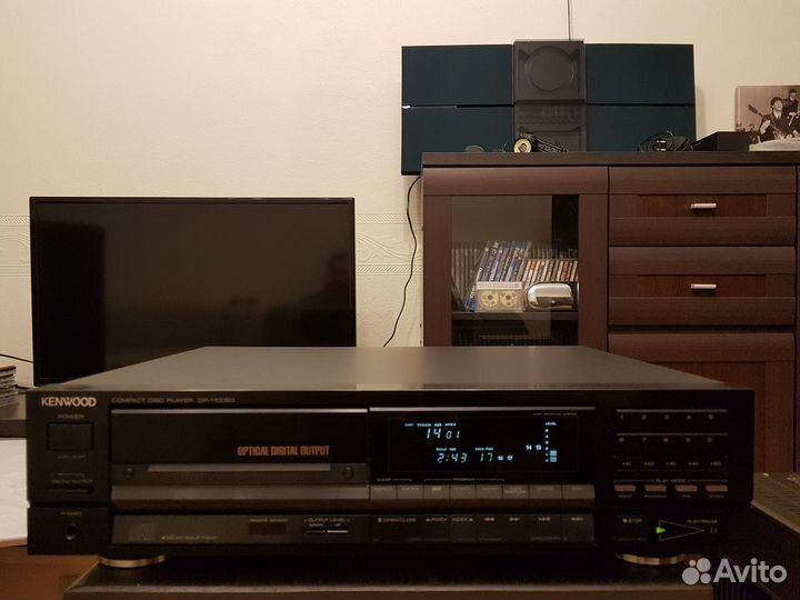 Проигрывалель CD дисков Kenwood DP -1100SG