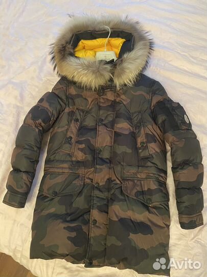 Пуховик Moncler оригинал 152 на 12 лет