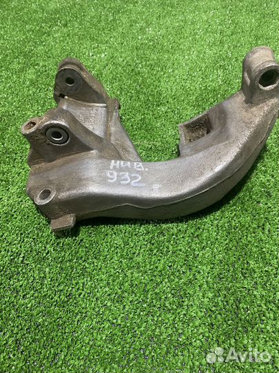 Кронштейн генератор niva chevrolet