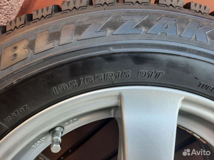 Bridgestone Blizzak WS-70 195/65 R15 91T