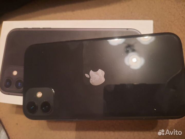 iPhone 11, 64 ГБ