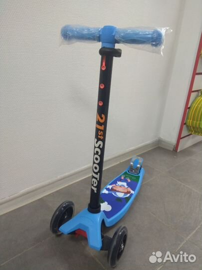 Детский самокат Maxi print Scooter,голубой