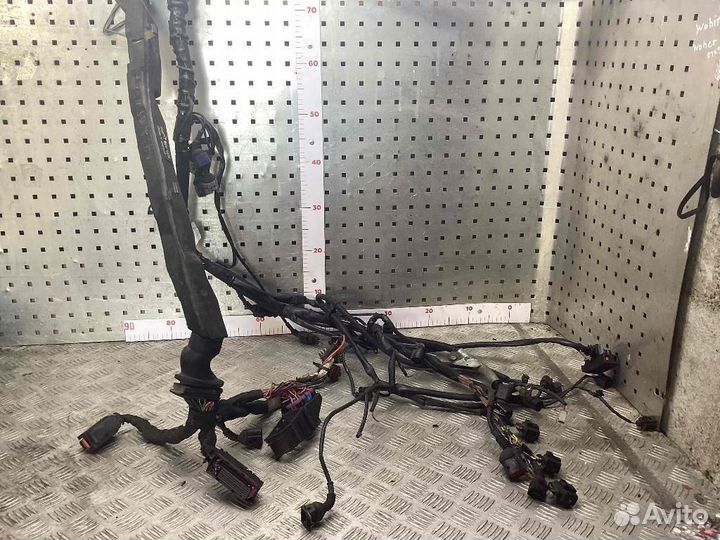 Проводка подкапотная Audi A4/S4