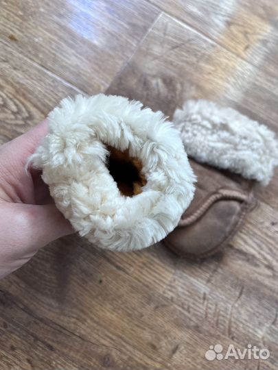 Варежки для малыша из овчины