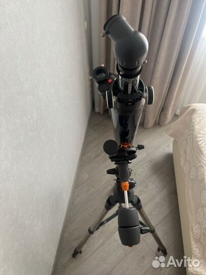 Телескоп Celestron AstroMaster 90 EQ