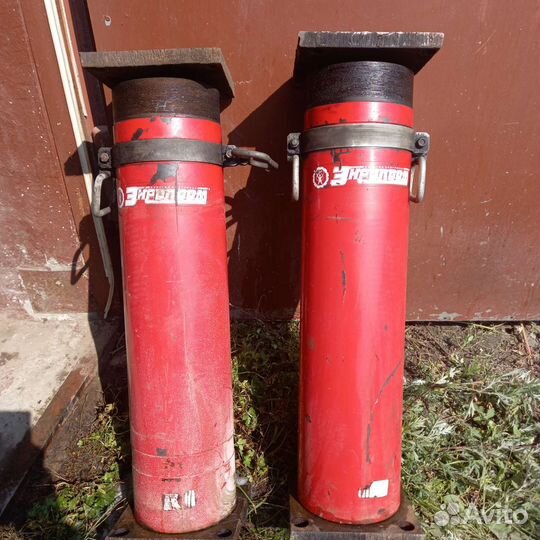 Домкрат гидравлический 100 тонн