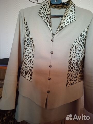 Костюм женский 46 размер