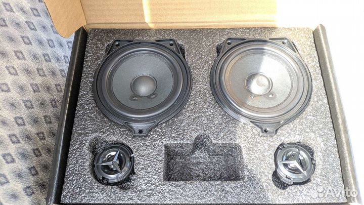 Акустика из Mercedes GLE 2020 года