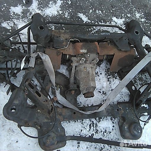 Подрамник honda accord CF5 F20B