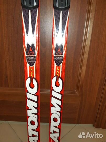 Беговые гоночные лыжи