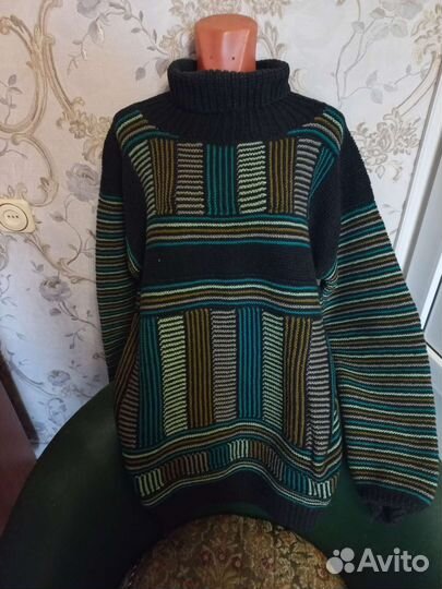 Свитера и туники ручной вязки бу