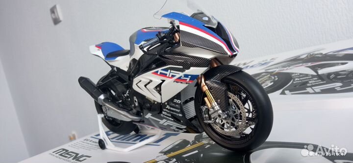 Сборная модель мотоцикла BMW