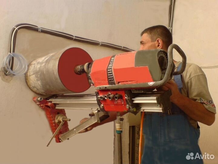 Алмазное сверление отверстий, резка проемов