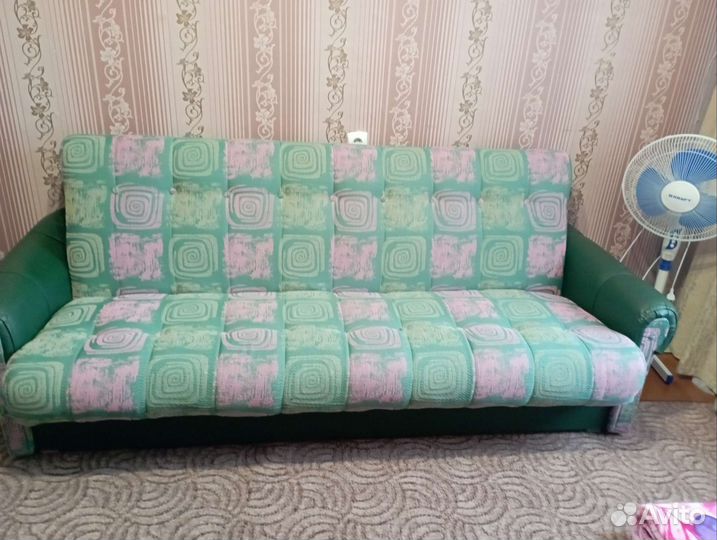 Диван книжка