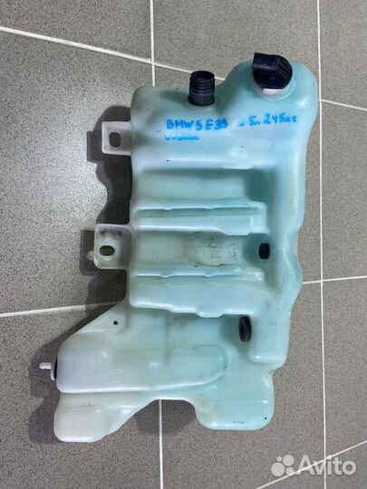 Бачок омывателя BMW 5 E39