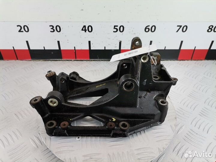 Кронштейн генератора Peugeot 206 2002
