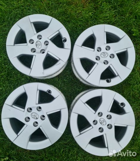 Диски Toyota Prius 15