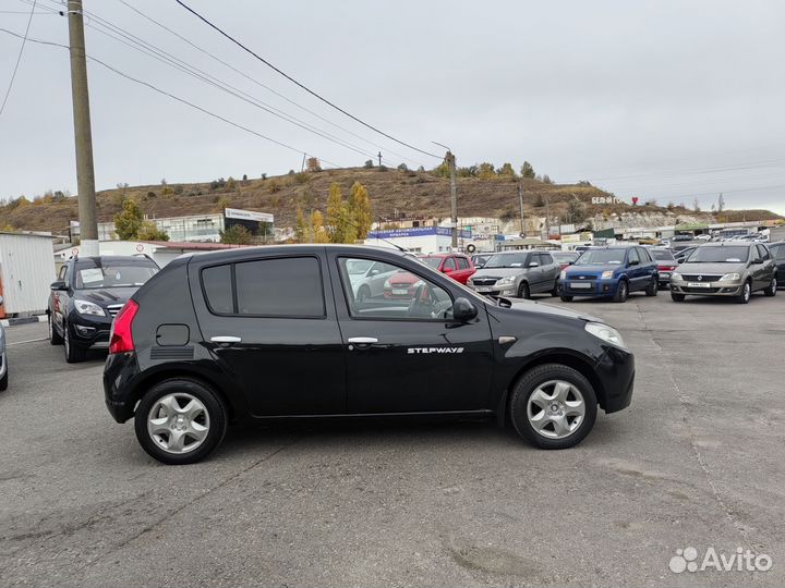 Renault Sandero 1.6 МТ, 2015, 199 211 км